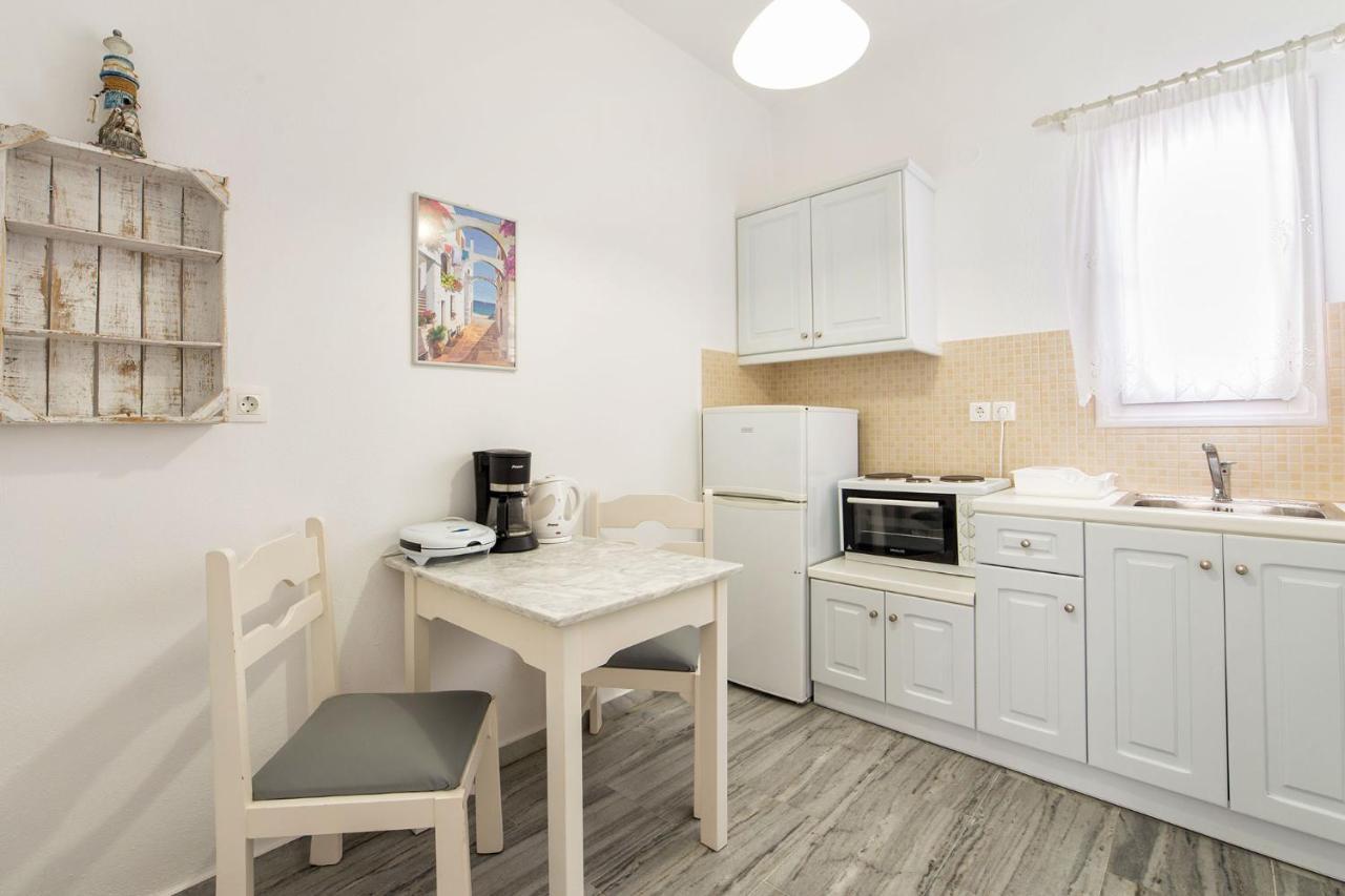 Apartments Tarsa Drios Extérieur photo